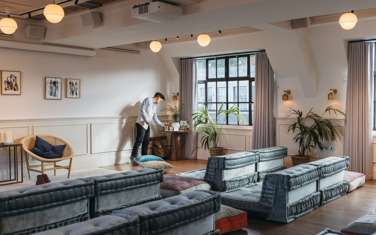 Casual yet elegant events room in a loft apartment
