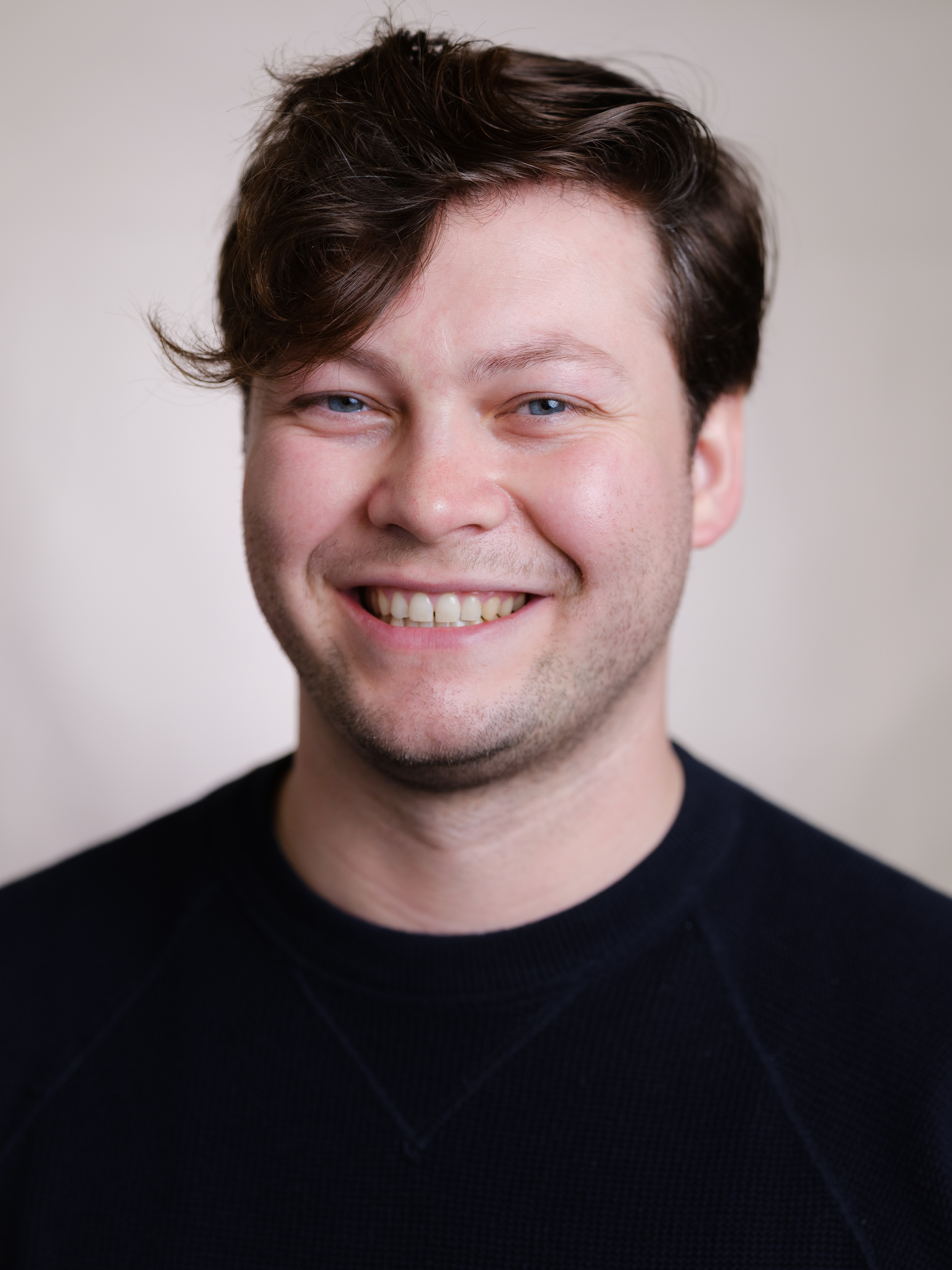 Headshot for Alex Ballardie 