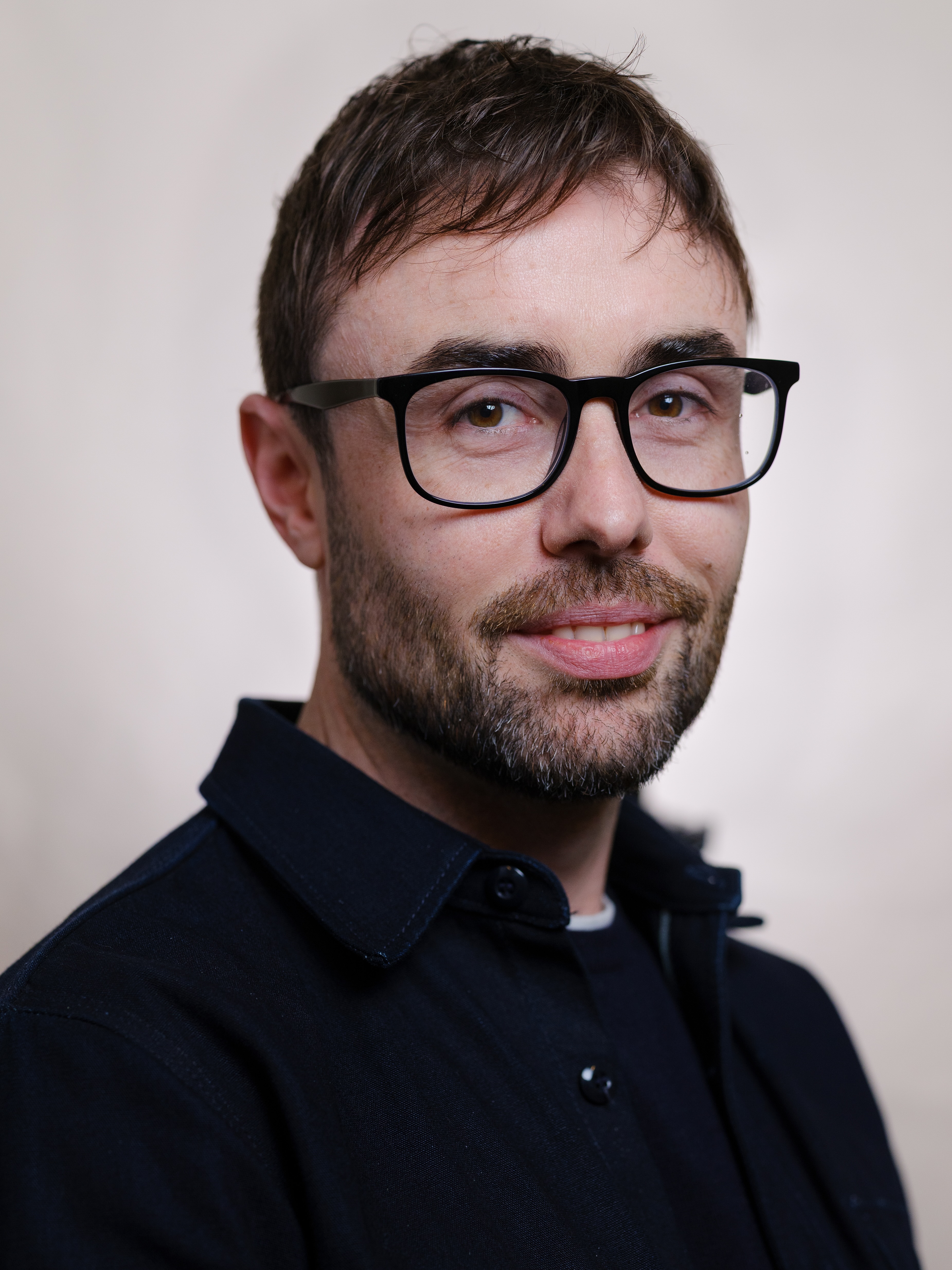 Headshot for Stu Enticknap